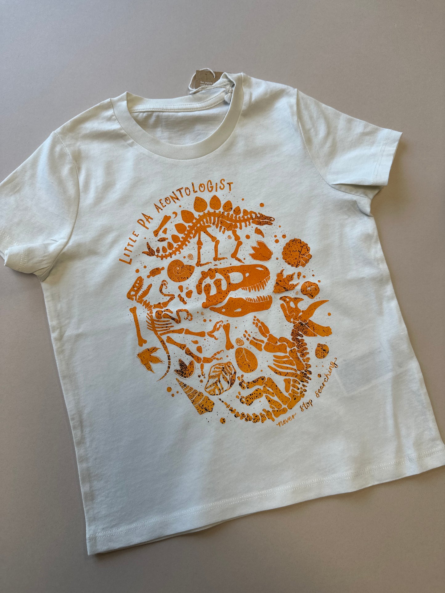 5-6 years little palaeontologist tee (seconds)